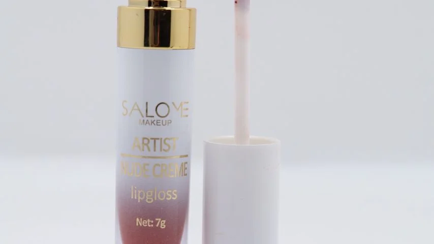 Labial líquido lip gloss Salome - Imagen 2